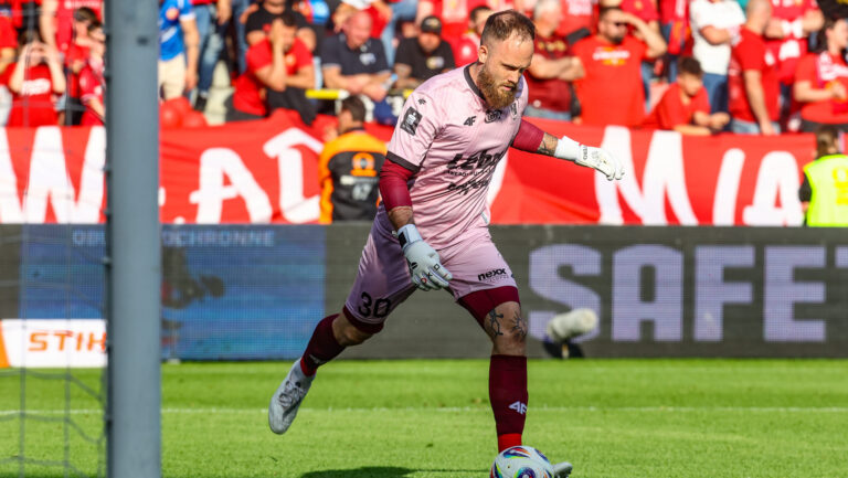 2026.05.23 Lodz Pilka Nozna PKO BP Ekstraklasa Sezon 2025/2026 Widzew Lodz - Piast Gliwice Nz Dominik Holec Foto:Artur Kraszewski / PressFocus

2026.05.23 Lodz football PKO BP Ekstraklasa  2025/2026 Widzew Lodz - Piast Gliwice Dominik Holec Credit: Artur Kraszewski / PressFocus