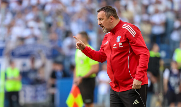 2026.05.23 Poznan
Pilka nozna Ekstraklasa sezon 2025/2026
Lech Poznan - Wisla Plock
N/z Trener Wisly Mariusz Misiura
Foto Pawel Jaskolka / PressFocus

2026.05.23 Poznan
Football Polish Ekstraklasa season 2025/2026
Lech Poznan - Wisla Plock
Credit: Pawel Jaskolka / PressFocus