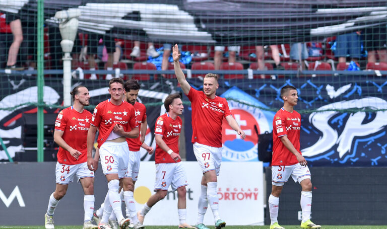 2026.05.24 Krakow
Pilka nozna , Betclic I liga , sezon 2025/26
Wisla Krakow - Pogon Siedlce
N/z Pilkarze Wisly, radosc po bramce na 1-0, gol, bramka, Wiktor Biedrzycki
Foto Krzysztof Porebski / PressFocus

2026.05.24 Krakow
Football , Polish league, second level , 2025/2026 season
Wisla Krakow - Pogon Siedlce
Pilkarze Wisly, radosc po bramce na 1-0, gol, bramka, Wiktor Biedrzycki
Credit: Krzysztof Porebski / PressFocus