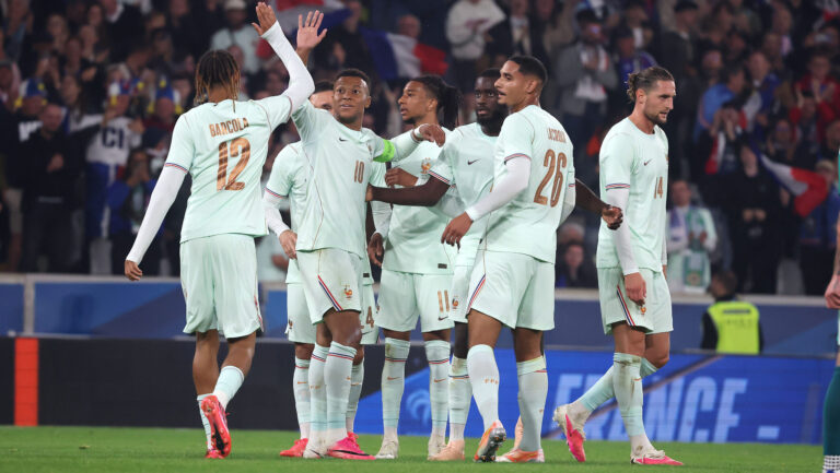 The French Team players , Bradley Barcola,  Kylian Mbappe, and team celebrate after scoring during the match against Northern Ireland at Pierre Mauroy Stadium in Villeneuve-d'Ascq near Lille , FRANCE-08/06/2026//PARIENTE_sipa.02101/Credit:JP Pariente/SIPA/2606091021
2026.06.08 Villeneuve-d'Ascq
pilka nozna , miedzynarodowy mecz towarzyski
Francja - Irlandia Polnocna
Foto JP Pariente/SIPA/PressFocus

!!! POLAND ONLY !!!