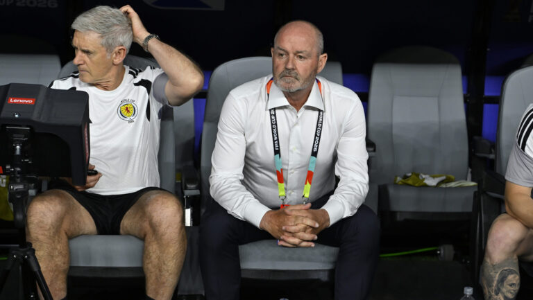 Scotland manager Steve Clarke (center) looks on before the start of the FIFA World Cup 2026 match against Haiti at Boston Stadium, in Foxborough, Massachusetts on June 13, 2026.  (Photo by Eric Canha/Sipa USA)

2026.06.13 Foxborough
pilka nozna mistrzostwa swiata
Haiti - Szkocja

Foto /SIPA USA/PressFocus

!!! POLAND ONLY !!!