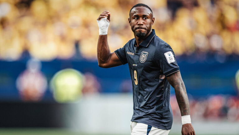 Fussball Herren FIFA Fussball-Weltmeisterschaft 2026 Gruppe E Elfenbeinkuste vs. Ecuador 14.06.2026 John Yeboah  9, Ecuador argert sich Philadelphia Philadelphia Stadion Pennsylvania United States of America *** Soccer Men FIFA World Cup 2026 Group E Ivory Coast vs Ecuador 14 06 2026 John Yeboah 9, Ecuador upset Philadelphia Philadelphia Stadium Pennsylvania United States of America
2026.06.15 Philadelphia 
pilka nozna mistrzostwa swiata
Wybrzeze Kosci Sloniowej - Ekwador
Foto IMAGO/PressFocus

!!! POLAND ONLY !!!