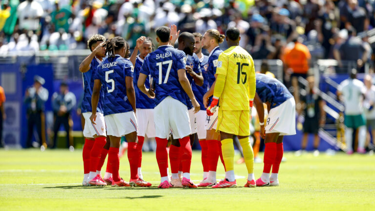 June 16, 2026: Before the game, Team France huddles up in a Fifa World Cup match at MetLife Stadium in East Rutherford, NJ. France defeats Senegal 3 -1. Shaquan Woody/Cal Sport Media/Sipa USA(Credit Image: © Shaquan Woody/Cal Sport Media/Sipa USA)
2026.06.16 New Jersey
pilka nozna , mistrzostwa swiata , mundial 2026
Francja - Senegal
Foto Cal Sport Media/SIPA USA/PressFocus

!!! POLAND ONLY !!!