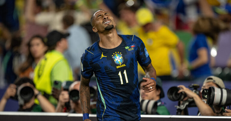 Raphinha of Brazil gestures during the FIFA World Cup 2026 Group C match between Brazil and Haiti at Philadelphia Stadium in Philadelphia, Pennsylvania, United States, on June 19th, 2026. (Photo by Riquelve Nata/Sports Press Photo) (Photo by Riquelve Nata/Sports Press Photo/Sipa USA)
2026.06.20 Philadelphia
pilka nozna mistrzostwa swiata
Brazylia - Haiti
Foto SPP/SIPA USA/PressFocus

!!! POLAND ONLY !!!