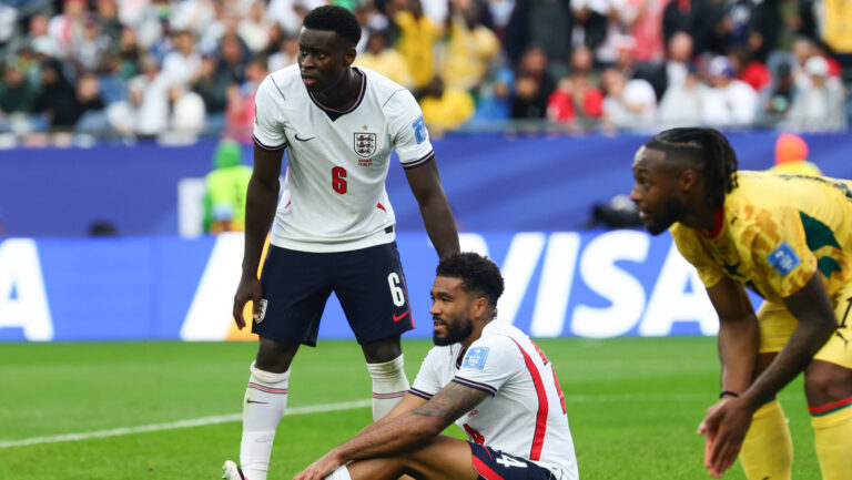 Reece James of England is attended to by Marc Guehi of England during the FIFA World Cup, WM, Weltmeisterschaft, Fussball 2026 match between England and Ghana at Gillette Stadium, Boston, USA on 23 June 2026. Copyright: xPeterxDovganx 45110057
2026.06.23 Foxborough
pilka nozna , mistrzostwa swiata , mundial 2026
Anglia - Ghana
Foto IMAGO/PressFocus

!!! POLAND ONLY !!!