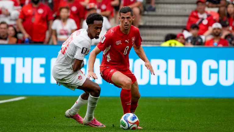 Kanada: Fußball FIFA Weltmeisterschaft 2026 Gruppenphase Schweiz vs Kanada BC Place Stadium Vancouver, British Columbia: Remo Freuler Schweiz, 8 *** Canada Soccer 2026 FIFA World Cup Group Stage Switzerland vs. Canada BC Place Stadium Vancouver, British Columbia Remo Freuler Switzerland, 8 Copyright: xJOERANxSTEINSIEKx
2026.06.24 Vancouver
pilka nozna , mistrzostwa swiata , mundial 2026
Szwajcaria - Kanada
Foto IMAGO/PressFocus

!!! POLAND ONLY !!!