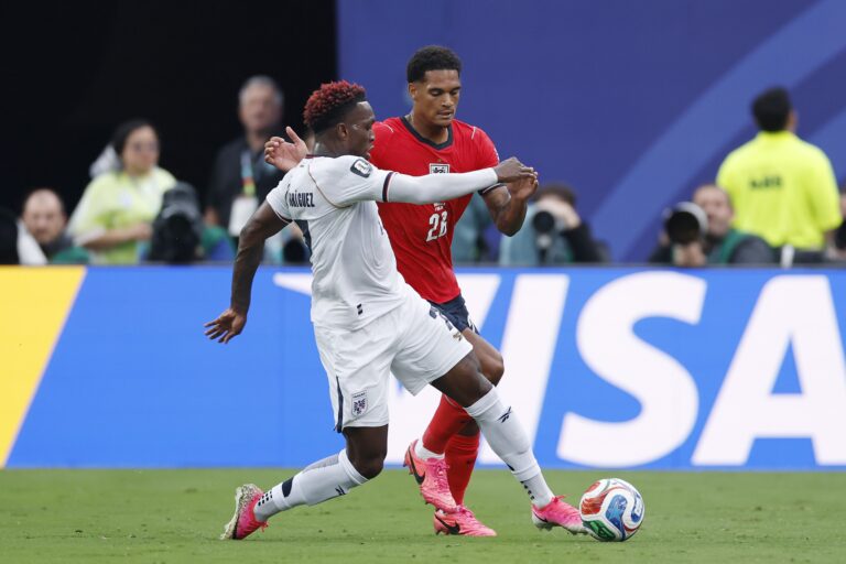6/27/2026 - NEW JERSEY - (LR) Jose Luis Rodriguez of Panama, Jarell Quansah of England during the FIFA 2026 World Cup Group L match between Panama and England at the New Jersey Stadium on June 27, 2026, in New Jersey, United States. MAURICE VAN STEEN / ANP /ANP/Sipa USA
2026.06.27 East Rutherford
pilka nozna , mistrzostwa swiata , mundial 2026
Panama - Anglia
Foto ANP/SIPA USA/PressFocus

!!! POLAND ONLY !!!