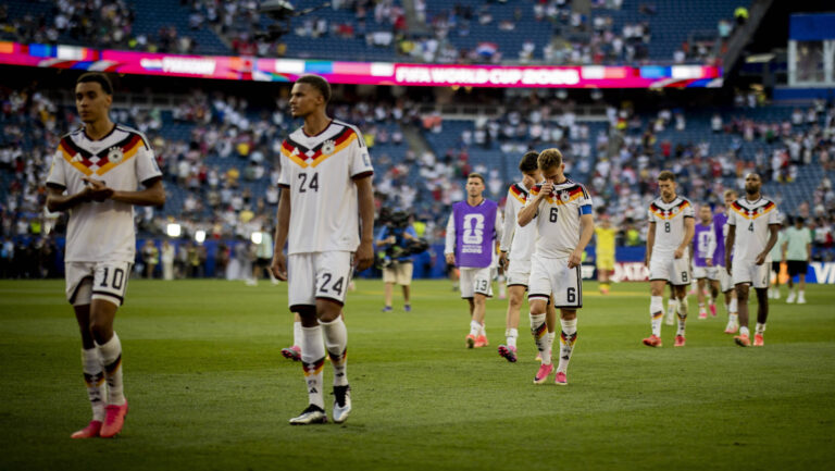 Boston, USA 29th Jun 2026. Jamal Musiala GER Malick Thiaw GER Joshua Kimmich GER Germany - Paraguay World Cup Deutschland - Paraguay 29.06.2026 *** Boston, USA, June 29, 2026 Jamal Musiala GER Malick Thiaw GER Joshua Kimmich GER Germany Paraguay World Cup Germany Paraguay June 29, 2026
2026.06.30 Foxborough
pilka nozna , mistrzostwa swiata , mundial 2026
Niemcy - Paragwaj
Foto IMAGO/PressFocus

!!! POLAND ONLY !!!