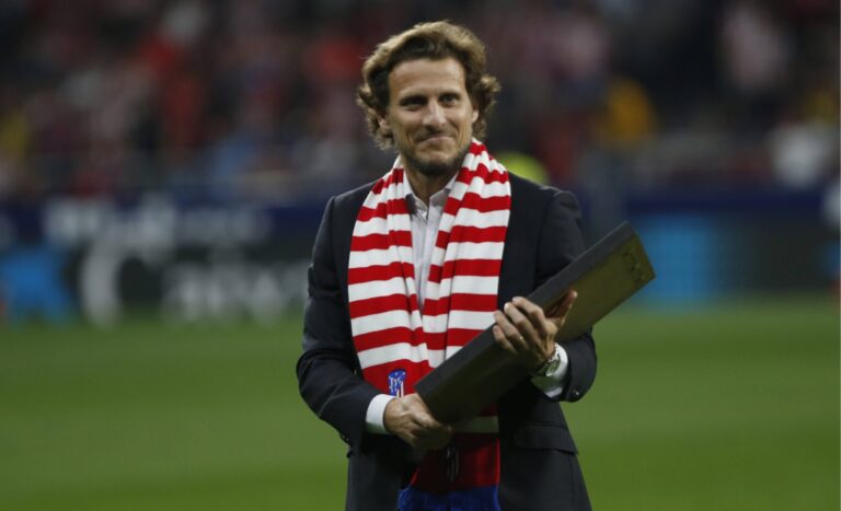 FORLAN DURING MACTH ATLETICO DE MADRID VERSUS REAL MADRID AT WANDA METROPOLITANO STADIUM. SATURDAY, 28 SEPTEMBER 2019

Cordon Press
28.09.2019 Madryt
Pilka nozna
Liga hiszpanska 2019/2020, La Liga
Atletico Madryt - Real Madryt
Foto: Joaquin Corchero Arcos / Cordon Press / Pressfocus
POLAND ONLY !!!