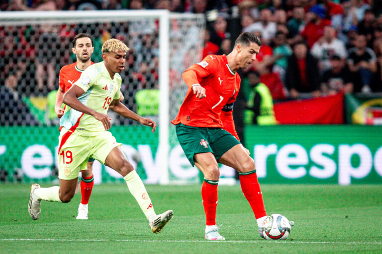 2025.06.08 Monachium
2024/2025 Final Ligi Narodow UEFA Portugalia - Hiszpania
N/z Cristiano Ronaldo Lamine Yamal
Foto Mateusz Porzucek PressFocus

2025.06.08 Monachium
UEFA Nations League Final
Allianz Arena stadium
Munich
Portugal - Spain
Portugalia - Hiszpania
Cristiano Ronaldo Lamine Yamal
Credit: Mateusz Porzucek PressFocus