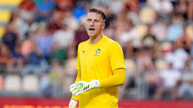 AS Roma v Neom - Pre-Season Friendly Match Marcin Bulka of Neom SC yells during the Pre-Season friendly match between AS Roma and Neom SC at Stadio Benito Stirpe on August 16, 2025 in Frosinone, Italy. Frosinone Stadio Benito Stirpe Lazio Italy Copyright: xGiuseppexMaffiax 250816_Roma-Neom_GM_8549
2025.08.16 Frosinone
pilka nozna sparing mecz towarzyski
AS Roma - Neom SC
Foto IMAGO/PressFocus

!!! POLAND ONLY !!!