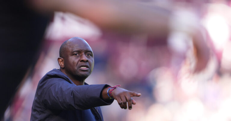 GenoaÕs head coach Patrick Vieira during the Serie A soccer match between Torino Fc and Genoa at the Stadio Olimpico Grande Torino in Turin, north west Italy - October 26, 2025. Sport - Soccer (Photo by Fabio Ferrari/LaPresse) (Photo by Fabio Ferrari/LaPresse/Sipa USA)
2025.10.26 Turyn
pilka nozna liga wloska
Torino FC - Genoa CFC
Foto LaPresse/SIPA USA/PressFocus

!!! POLAND ONLY !!!