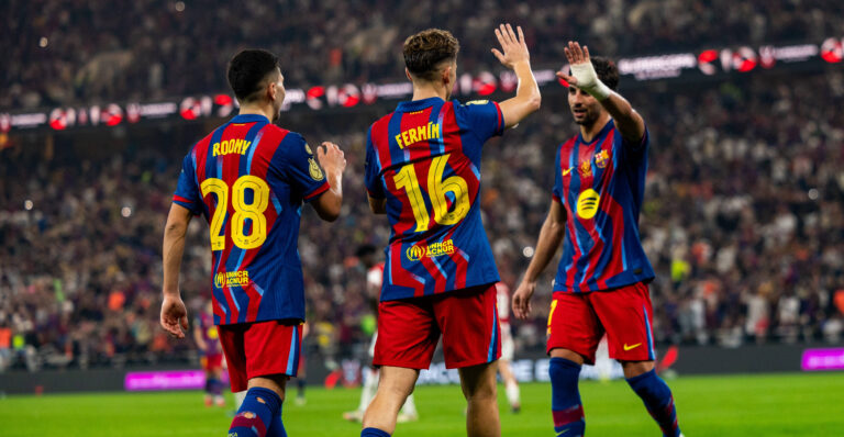 Fermin Lopez and Roony Bardaghji seen during Spanish Supercup Semifinal game between FC Barcelona, Barca and Athletic Club Maciej Rogowski/Ball Raw Images Jeddah King Abdullah Sports City Saudi Arabia Copyright: xMaciejxRogowskix ROG_BARvsATL-141
2026.01.07 Dzedda 
pilka nozna Superpuchar Hiszpanii
FC Barcelona - Athletic Bilbao

Foto IMAGO/PressFocus

!!! POLAND ONLY !!!