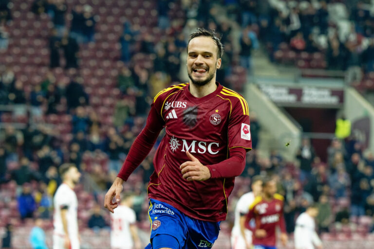Jeremy Guillemenot (21 Servette FC) celebrates after scoring his team's second goal  during the Brack Super League match between Servette FC and FC Sion at Stade de Geneve in Geneva, Switzerland (Photo by Giuseppe Velletri  / SPP/Sipa USA)
2026.01.31 Genewa
pilka nozna liga szwajcarska
Servette Genewa - FC Sion
Foto SPP/SIPA USA/PressFocus

!!! POLAND ONLY !!!