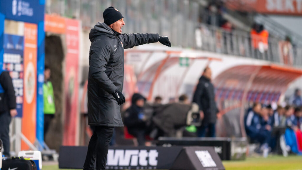 2026.02.14 Lubin
pilka nozna PKO Ekstraklasa sezon 2025/2026
Zaglebie Lubin - Rakow Czestochowa
N/z Leszek Ojrzynski
Foto Gleb Soboliev / PressFocus

2026.02.14 Lubin
Football - Polish PKO Ekstraklasa season 2025/2026
Zaglebie Lubin - Rakow Czestochowa
Leszek Ojrzynski
Credit: Gleb Soboliev / PressFocus