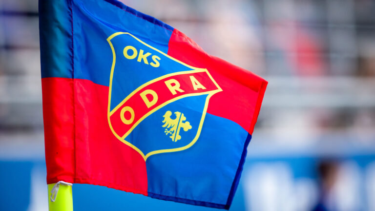 2026.03.21 Opole
Pilka nozna, Betclic 1.Liga sezon 2025/2026
Odra Opole - Wisla Krakow
N/z odra opole flaga
Foto Mateusz Porzucek PressFocus

2026.03.21 Opole
Football Polish Second division season 2025/2026
Odra Opole - Wisla Krakow
odra opole flaga
Credit: Mateusz Porzucek PressFocus