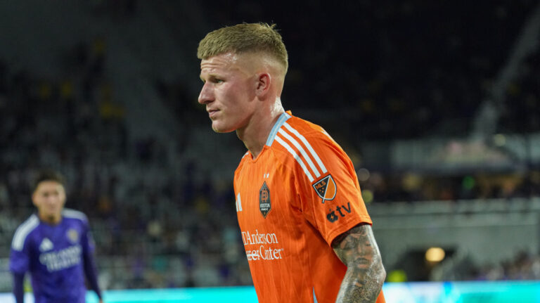 Orlando, Florida, USA, April 18, 2026, Houston Dynamo player Mateusz Bogusz #19 at Inter&amp;Co Stadium.  (Photo by Marty Jean-Louis/Sipa USA)
2026.04.18 Orlando
pilka nozna amerykanska liga MLS
Orlando City SC - Houston Dynamo
Foto Marty Jean-Louis/SIPA USA/PressFocus

!!! POLAND ONLY !!!