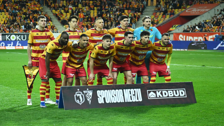 2026.04.24 Bialystok Pilka nozna PKO Ekstraklasa sezon 2025/2026 Mecz 30. kolejki rozgrywek Jagiellonia Bialystok (zolto-czerwone) - Gornik Zabrze N/z dryzyna Jagiellonii Bialystok Foto Michal Kosc / PressFocus 
2026.04.24 Bialystok Football Polish PKO Ekstraklasa season 2025/2026 Jagiellonia Bialystok - Gornik Zabrze Credit Michal Kosc / PressFocus