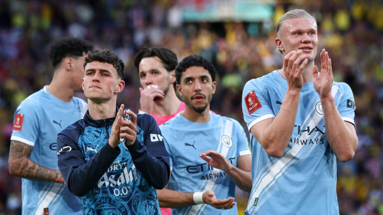 Manchester City v Southampton, Emirates FA Cup Erling Haaland of Manchester City and Phil Foden of Manchester City after the Manchester City v Southampton Emirates FA Cup Semi-Final match at Wembley Stadium, London, England on 25 April 2026 Credit: Ian Stephen/Every Second Media Editorial use only. All images are copyright Every Second Media Limited. No images may be reproduced without prior permission. All rights reserved. Premier League and Football League images are subject to licensing agreements with Football DataCo Limited. see https://www.football-dataco.com Copyright: xIMAGO/EveryxSecondxMediax ESM-1948-0118 IanxStephenx/xEveryxSecondxMediax
2026.04.25 Londyn
pilka nozna , Puchar Anglii
Manchester City - Southampton
Foto IMAGO/PressFocus

!!! POLAND ONLY !!!