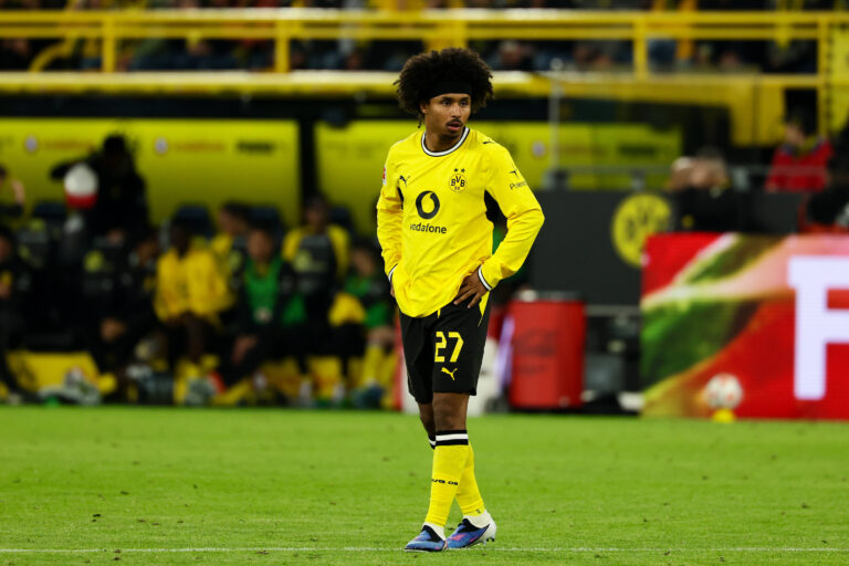Dortmund, Germany, 08.05.26, Karim Adeyemi Borussia Dortmund guckt während des Spiels der 1. Bundesliga zwischen Borussia Dortmund - Eintracht Frankfurt im Signal Iduna Park in Dortmund. Photo by Joachim Bywaletz / DFB / DFL REGULATIONS PROHIBIT ANY USE OF PHOTOGRAPHS AS IMAGE SEQUENCES AND/OR QUASI-VIDEO. *** Dortmund, Germany, 08 05 26, Karim Adeyemi Borussia Dortmund looks on during the Bundesliga 1 match between Borussia Dortmund Eintracht Frankfurt at Signal Iduna Park in Dortmund Photo by Joachim Bywaletz DFB DFL REGULATIONS PROHIBIT ANY USE OF PHOTOGRAPHS AS IMAGE SEQUENCES AND OR QUASI VIDEO Copyright: JoachimxBywaletz/xJB-Sportfoto
2026.05.08 Dortmund
pilka nozna , liga niemiecka
Borussia Dortmund - Eintracht Frankfurt
Foto IMAGO/PressFocus

!!! POLAND ONLY !!!