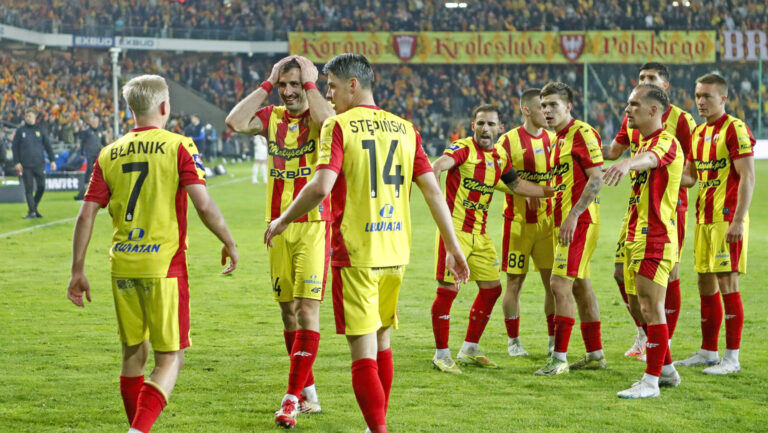 2026.05.15 Lodz Pilka Nozna PKO Ekstraklasa Sezon 2025/2026 Korona Kielce - Widzew Lodz N/z Dawid Blanik Gol Bramka Radosc Mariusz Stepinski Foto Dawid Figura/PressFocus  2026.05.15 Lodz Football Polish Ekstraklasa Season 2025/2026 Korona Kielce - Widzew Lodz Dawid Blanik Gol Bramka Radosc Mariusz Stepinski Credit: Dawid Figura/PressFocus