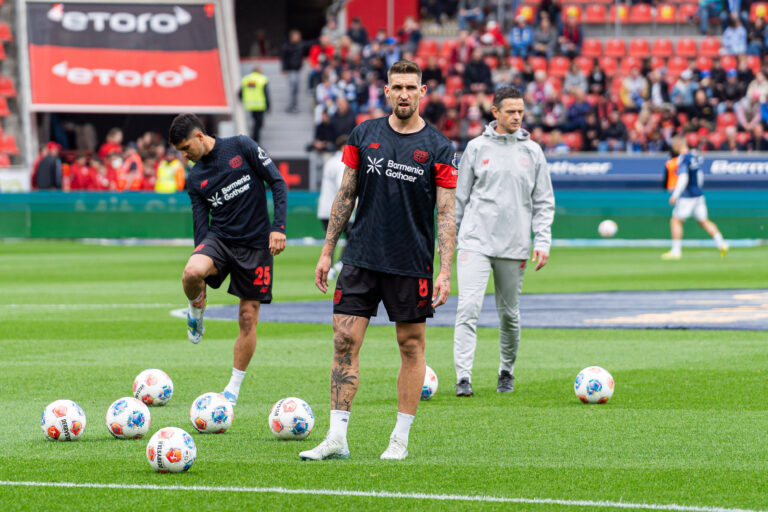 Leverkusen, Deutschland 16. Mai 2026: 1. BL - 2025/2026 - Sp. 34 - Bayer 04 Leverkusen gegen Hamburger SV Im Bild: Robert Andrich LEV DFL/DFB regulations prohibit any use of photographs as image sequences and/or quasi-video BayArena Nordrhein Westfalen *** Leverkusen, Germany 16 May 2026 1 BL 2025 2026 Sp 34 Bayer 04 Leverkusen v Hamburger SV In picture Robert Andrich LEV DFL DFB regulations prohibit any use of photographs as image sequences and or quasi video BayArena Nordrhein Westfalen Copyright: xFotostandx/xKruczynskix
2026.05.16 Leverkusen
pilka nozna liga niemiecka
Bayer 04 Leverkusen - Hamburger SV
Foto IMAGO/PressFocus

!!! POLAND ONLY !!!