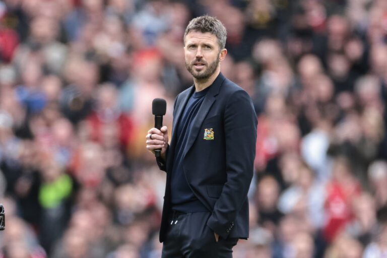 Michael Carrick manager of Manchester United addresses Old Trafford after the final home game of the season during the Premier League match Manchester United vs Nottingham Forest at Old Trafford, Manchester, United Kingdom on 17 May 2026

(Photo by Mark Cosgrove/News Images) in Manchester, United Kingdom on 5/17/2026. (Photo by Mark Cosgrove/News Images/Sipa USA)
2026.05.17 Manchester
pilka nozna liga angielska
Manchester United - Nottingham Forest

Foto News Images/SIPA USA/PressFocus

!!! POLAND ONLY !!!