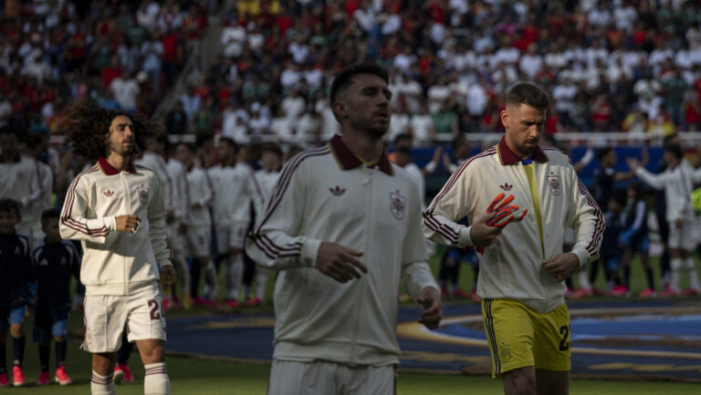 Unai Simón (23) of Spain and Aymeric Laporte (14) of Spain are seen during a FIFA World Cup 2026 Group H match between Uruguay and Spain at Estadio Akron in Guadalajara, Mexico, on June 26, 2026. Photo by Felipe Mondino/Sipa USA
2026.06.26 Guadalajara
pilka nozna , mistrzostwa swiata , mundial 2026
Urugwaj - Hiszpania
Foto Felipe Mondino/SIPA USA/PressFocus

!!! POLAND ONLY !!!