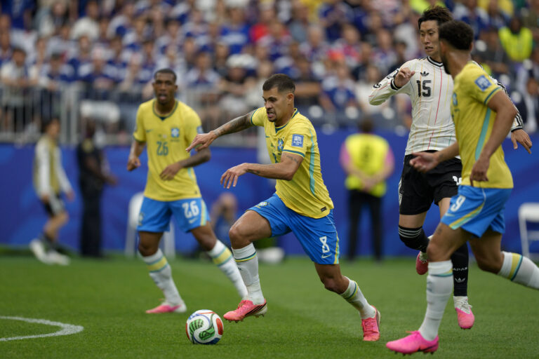 Bruno Guimaraes seen during FIFA World Cup, WM, Weltmeisterschaft, Fussball 2026 Round of 32 game between national teams of Brazil and Japan Edmung Wong/Ball Raw Images Houston Houston Stadium USA Copyright: xEdmundxWongx edmundwong_brazil_japan_2526_1-22
2026.06.29 Houston
pilka nozna Mistrzostwa Swiata 2026
Brazylia - Japonia
Foto IMAGO/PressFocus

!!! POLAND ONLY !!!