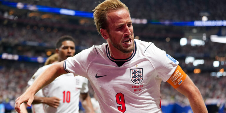 Harry Kane England, 9 jubelt nach seinem Tor. USA, FIFA Weltmeisterschaft, Sechzehntelfinale, England vs DR-Kongo, Atlanta, 01.07.2026 FIFA Weltmeisterschaft, Sechzehntelfinale, England vs DR-Kongo, Atlanta, 01.07.2026 Atlanta *** Harry Kane of England, 9, celebrates after scoring a goal against the U.S., FIFA World Cup, Round of 16, England vs. DR Congo, Atlanta, July 1, 2026 FIFA World Cup, Round of 16, England vs. DR Congo, Atlanta, July 1, 2026, Atlanta Copyright: xEibner-Pressefoto/ScottxColemanx EP_SCN
2026.07.01 Atlanta
pilka nozna mistrzostwa swiata
Anglia - Demokratyczna Republika Konga
Foto IMAGO/PressFocus

!!! POLAND ONLY !!!