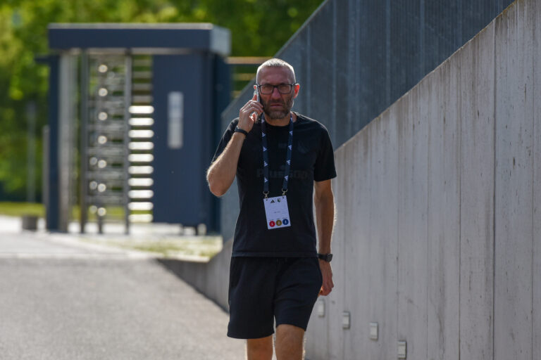 2026.07.02 Herzogenaurach, Niemcy
pilka nozna przygotowania do sezonu Ekstraklasa
Sparing Legia Warszawa - 1. FC Nurnberg
N/z Marek Papszun
Foto Wojciech Dobrzynski Legionisci.com / PressFocus 
2026.07..02 Herzogenaurach, Niemcy
foorball preseason Ekstraklasa
Friendly game Legia Warsaw - 1. FC Nurnberg
Credit: Wojciech Dobrzynski / Legionisci.com / PressFocus