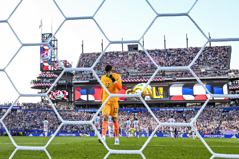 Paraguay's Orlando GILL reacts dejected during the 2026 FIFA World Cup match between Paraguay and France at Lincoln Financial Field on July 4, 2026 in Philadelphia, Pennsylvania. (Photo by Baptiste Fernandez/Icon Sport/Sipa USA)
2026.07.04 Filadelfia
pilka nozna , mistrzostwa swiata , mundial 2026
Paragwaj - Francja
Foto Icon Sport/SIPA USA/PressFocus

!!! POLAND ONLY !!!