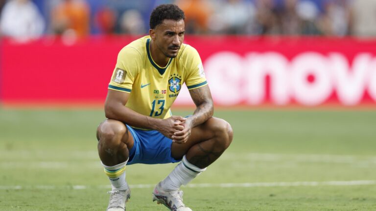 7/5/2026 - EAST RUTHERFORD, NEW JERSEY - Danilo of Brazil during the 2026 FIFA World Cup round of 16 match between Brazil and Norway at Metlife Stadium on July 5, 2026, in East Rutherford, New Jersey, United States. MAURICE VAN STEEN / ANP /ANP/Sipa USA
2026.07.05 East Rutherford
pilka nozna , mistrzostwa swiata , mundial 2026
Brazylia - Norwegia
Foto ANP/SIPA USA/PressFocus

!!! POLAND ONLY !!!