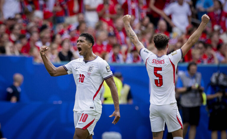 Miami, USA 11th Jul 2026. Goal celebration: Jude Bellingham ENG John Stones ENG Norway - England World Cup Norwegen - England 11.07.2026 *** Miami, USA, July 11, 2026 Goal celebration Jude Bellingham ENG John Stones ENG Norway England World Cup Norway England July 11, 2026
2026.07.11 Miami
pilka nozna mistrzostwa swiata
Norwegia - Anglia
Foto IMAGO/PressFocus

!!! POLAND ONLY !!!