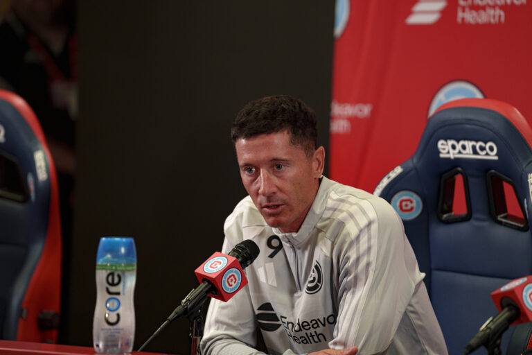 Robert Lewandowski seen during Robert Lewandowski and Chicago Fire press conference, PK, Pressekonferenz Martin Murillo/Ball Raw Images Loule Estadio Algarve Portugal Copyright: xMartinxMurillox martinmurillo_chicago_lewandowski_conference_2627-7
2026.07.14 Chicago
pilka nozna MLS
Prezentacja Roberta Lewandowskiego w barwach Chicago Fire
Foto IMAGO/PressFocus

!!! POLAND ONLY !!!