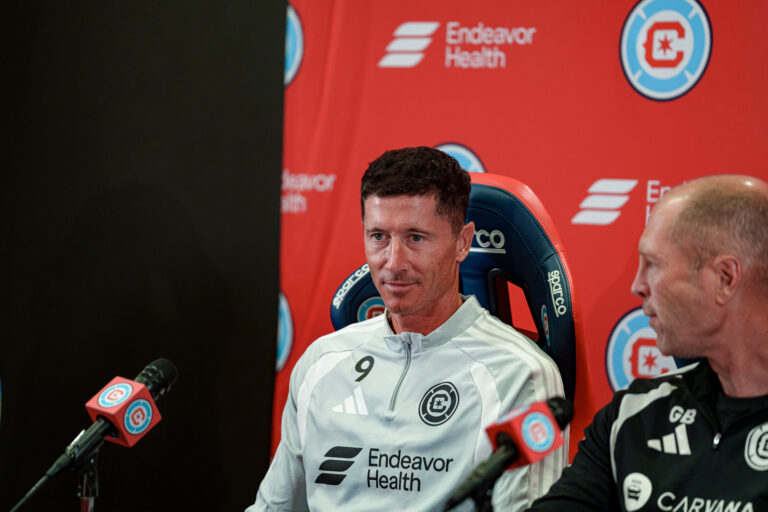Robert Lewandowski seen during Robert Lewandowski and Chicago Fire press conference, PK, Pressekonferenz Martin Murillo/Ball Raw Images Loule Estadio Algarve Portugal Copyright: xMartinxMurillox martinmurillo_chicago_lewandowski_conference_2627-4
2026.07.14 Chicago
pilka nozna MLS
Prezentacja Roberta Lewandowskiego w barwach Chicago Fire
Foto IMAGO/PressFocus

!!! POLAND ONLY !!!