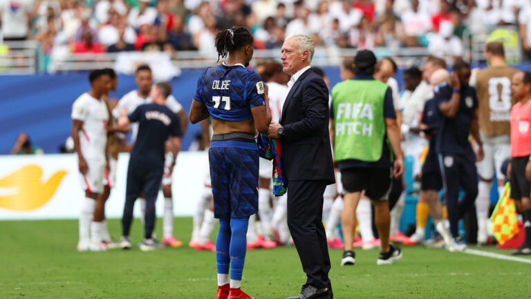 Didier DESCHAMPS head coach of France and Michael OLISE of France during the 2026 FIFA World Cup - 3rd place match between France and England at Hard Rock Stadium on July 18, 2026 in Miami Gardens, Florida. (Photo by Johnny Fidelin/Icon Sport/Sipa USA)
2026.07.18 Miami Gardens
pilka nozna , mistrzostwa swiata , mundial 2026
Francja - Anglia
Foto Icon Sport/SIPA USA/PressFocus

!!! POLAND ONLY !!!