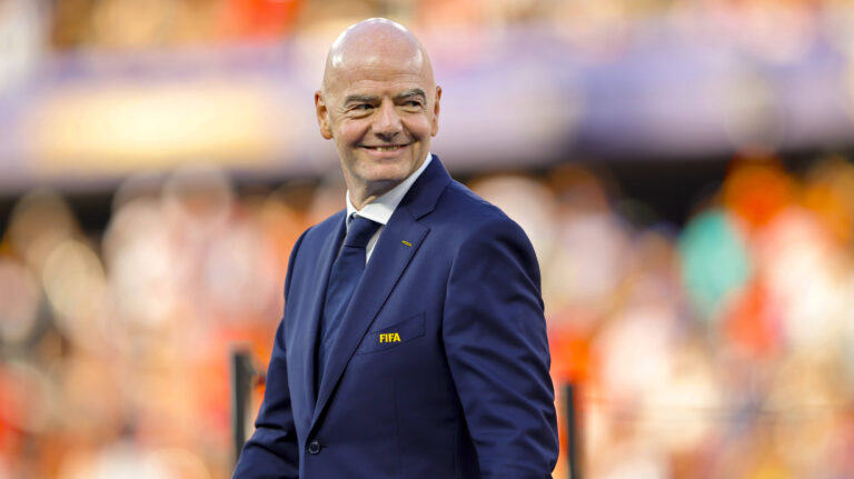 19.07.2026, Fussball Weltmeisterschaft 2026 in den USA, Finale, Spanien - Argentinien, im MetLife Stadium New York/New Jersey East Rutherford, Gianni Infantino FIFA-Präsident lächelt. ***FIFA regulations prohibit any use of photographs as image sequences and/or quasi-video. EDITORIAL USE ONLY*** *** July 19, 2026, 2026 FIFA World Cup in the U.S., Final, Spain vs. Argentina, at MetLife Stadium in East Rutherford, New Jersey, near New York FIFA President Gianni Infantino smiles ***FIFA regulations prohibit any use of photographs as image sequences and/or quasi-video. EDITORIAL USE ONLY***
2026.07.19 East Rutherford
pilka nozna , mistrzostwa swiata , mundial 2026 , final
Hiszpania - Argentyna
Foto IMAGO/PressFocus

!!! POLAND ONLY !!!