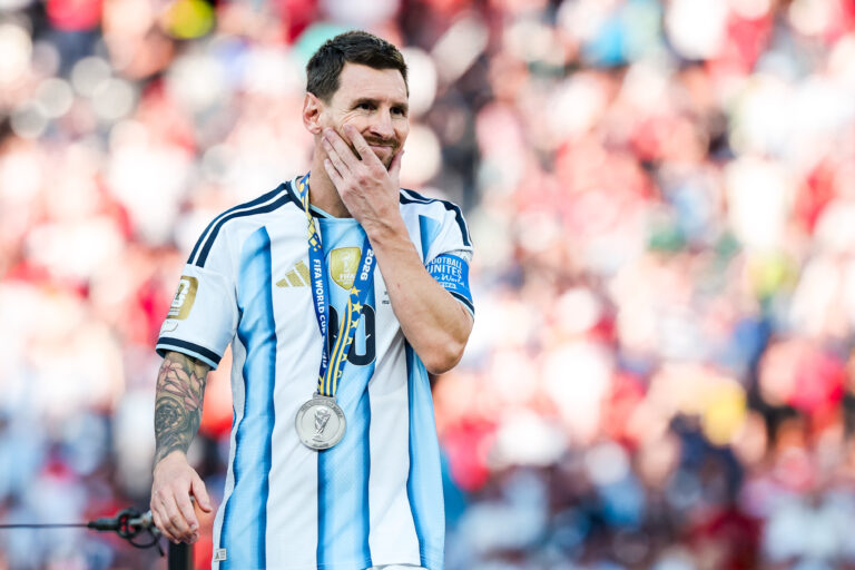 Lionel Messi of Argentina looks dejected after the FIFA Men’s World Cup 2026 Final match between Spain and Argentina at New York New Jersey Stadium, in New Jersey on July 19th 2026 (Photo by Leo Barrilari/SPP) (Photo by Leo Barrilari/SPP/Sipa USA)
2026.07.19 East Rutherford
pilka nozna mistrzostwa swiata
Hiszpania - Argentyna
Foto SPP/SIPA USA/PressFocus

!!! POLAND ONLY !!!