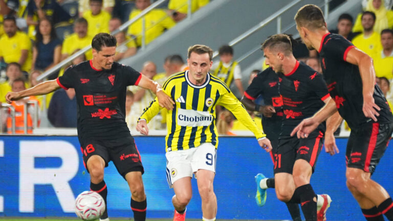 ISTANBUL, TURKEY - JULY 21: Kerem Akturkoglu 9 of Fenerbahce and Lukas Sadilek 18, Michal Sacek 61 of Gornik Zabrze battle for the ball during the UEFA Champions League 2026/27 second qualifying round first leg match between Fenerbahce SK and Gornik Zabrze at Fenerbahce Chobani Stadium on July 21, 2026 in Istanbul, Turkey. Istanbul Chobani Stadium Turkey Copyright: xSeskimPhotox FBahce-GZabrze 36
2026.07.21 Stambul
pilka nozna , liga mistrzow
Fenerbahce Stambul - Gornik Zabrze
Foto IMAGO/PressFocus

!!! POLAND ONLY !!!