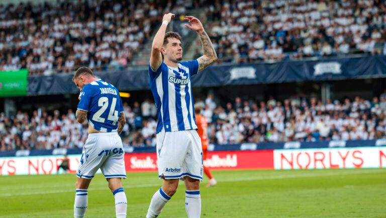2026.07.21 Randers
pilka nozna eliminacje Ligi Liga Mistrzow 
AGF Aarhus - Lech Poznan
N/z bramka gol radosc Patrik Walemark
Foto Przemyslaw Szyszka / PressFocus

2026.07.21 Randers
Football Champions League qualifying
AGF Aarhus - Lech Poznan
bramka gol radosc Patrik Walemark
Credit: Przemyslaw Szyszka / PressFocus