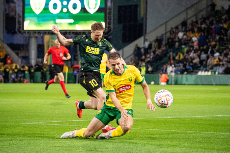 Marcel Wedrychowski and Aleksandre Narimanidze seen during UEFA Conference League qualifying game between teams of MSK Zilina and GKS Katowice Matej Sagan/Ball Raw Images Zilina MSK Zilina Stadium Slovakia Copyright: xMatejxSaganx DSC01594
2026.07.16 Zylina
pilka nozna , liga Konferencji
MSK Zilina - GKS Katowice
Foto IMAGO/PressFocus

!!! POLAND ONLY !!!