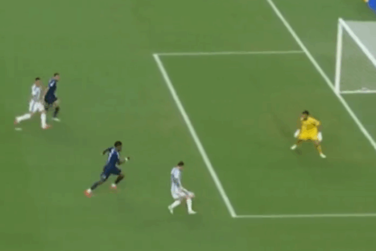 Leo Messi znów trafia! Historyczny gol na MŚ [WIDEO]