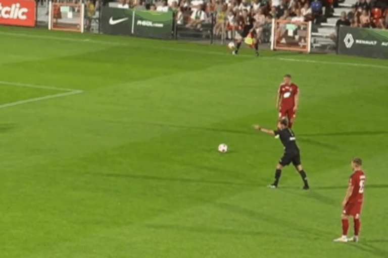 Cudowny gol z rzutu wolnego w Betclic 1. Lidze! I to na wagę zwycięstwa [WIDEO]
