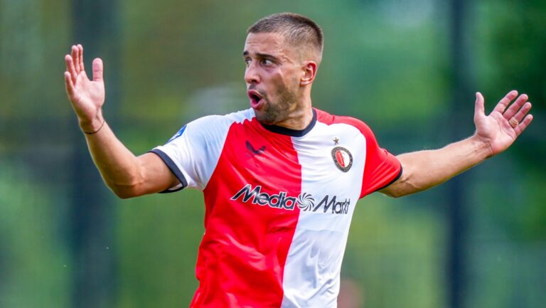ROTTERDAM , 20-07-2024 , Varkenoord, Friendly match , season 2024 / 2025 , Football . Match between Feyenoord and Cercle Brugge . Feyenoord player Ondrej Lingr (Photo by Pro Shots/Sipa USA)
2024.07.20 Rotterdam
pilka nozna sparing mecz towarzyski
Feyenoord Rotterdam - Cercle Brugge
Foto Pro Shots Photo Agency/SIPA USA/PressFocus

!!! POLAND ONLY !!!