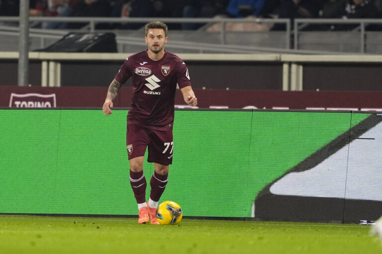 TorinoÕs Karol Linetty  during the Serie A soccer match between Torino FC and Juventus the Stadio Olimpico Grande Torino in Turin, north west Italy - January 11, 2025. Sport - Soccer EXCLUSIVE TORINO FC (Photo by Fabio Ferrari/LaPresse) (Photo by Fabio Ferrari/LaPresse/Sipa USA)
2025.01.11 Turyn
pilka nozna Liga Wloska
Torino FC - Juventus Turyn
Foto Fabio Ferrari/LaPresse/SIPA USA/PressFocus

!!! POLAND ONLY !!!