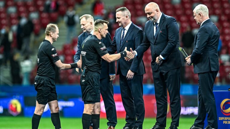 2025.04.02 Warszawa Pilka Nozna Superpuchar Polski Sezon 2024 Jagiellonia Bialystok - Wisla Krakow N/z Ryszard Koltun Wojciech Cygan Adam Kazmierczak Pawel Sokolnicki Jaroslaw Przybyl Foto Kacper Pacocha / PressFocus 2025.04.02 Polish Super Cup Season 2024 Jagiellonia Bialystok - Wisla Krakow Credit: Kacper Pacocha / PressFocus