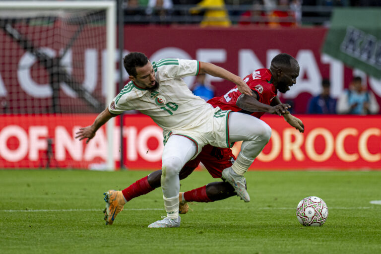 Ismaël Bennacer of Algeria and Abuaagla Abdalla of Sudan fight for the ball during the Africa Cup of Nations (CAN) 2025 Group E football match between Algeria and Sudan at Prince Moulay El Hassan Stadium in Rabat, Morocco, on December 24, 2025. (Photo by Andrew SURMA / SIPA USA)
2025.12.24 Rabat
pilka nozna Puchar Narodow Afryki
Algieria - Sudan
Foto Andrew Surma/SIPA USA/PressFocus

!!! POLAND ONLY !!!