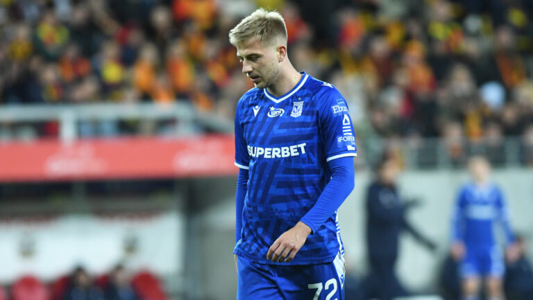 2026.04.04 Bialystok Pilka nozna PKO Ekstraklasa sezon 2025/2026 Mecz 27. kolejki rozgrywek Jagiellonia Bialystok (zolto-czerwone) - Lech Poznan N/z Mateusz Skrzypczak Foto Michal Kosc / PressFocus 
2026.04.04 Bialystok Football Polish PKO Ekstraklasa season 2025/2026 Jagiellonia Bialystok - Lech Poznan Credit Michal Kosc / PressFocus