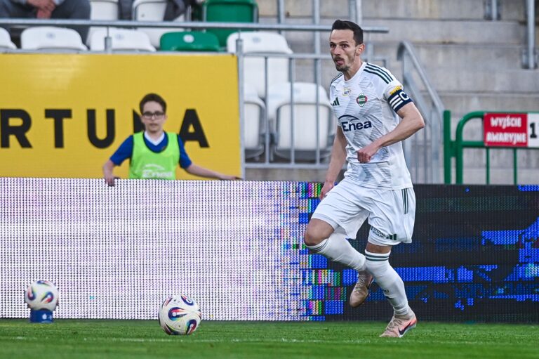 Wolski zapewnił Radomiakowi zwycięstwo. Drużyna Kaczmarka ograła Cracovię [WIDEO]